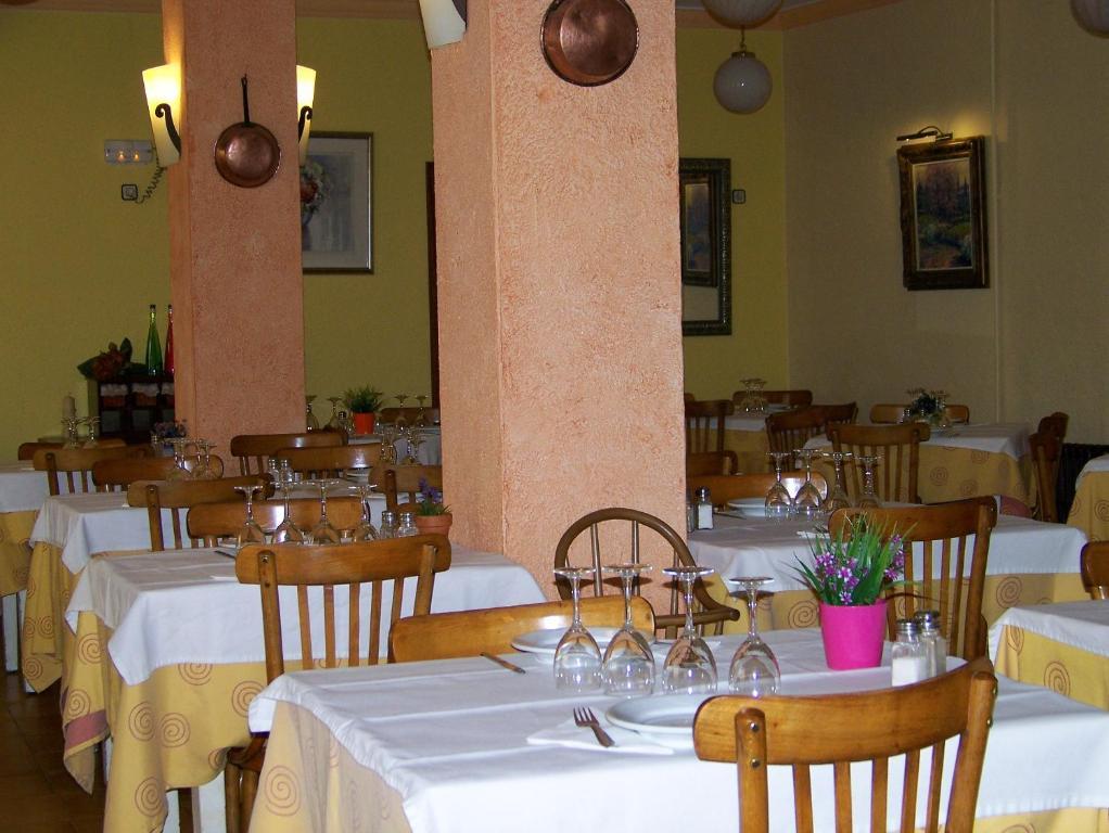 ריבאס דה פרסר Hotel Prats מראה חיצוני תמונה